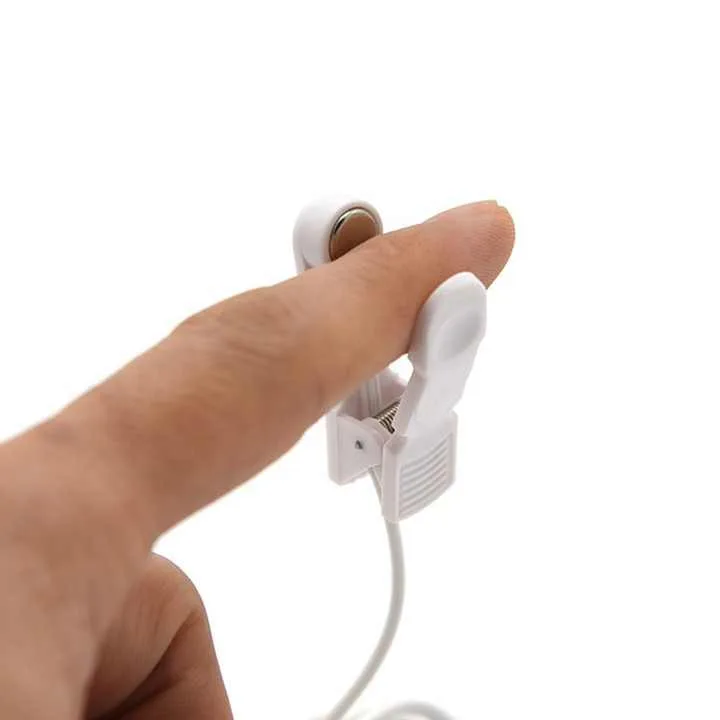 Electro Estimulador con succionador y pinzas de pezones - Imagen 5